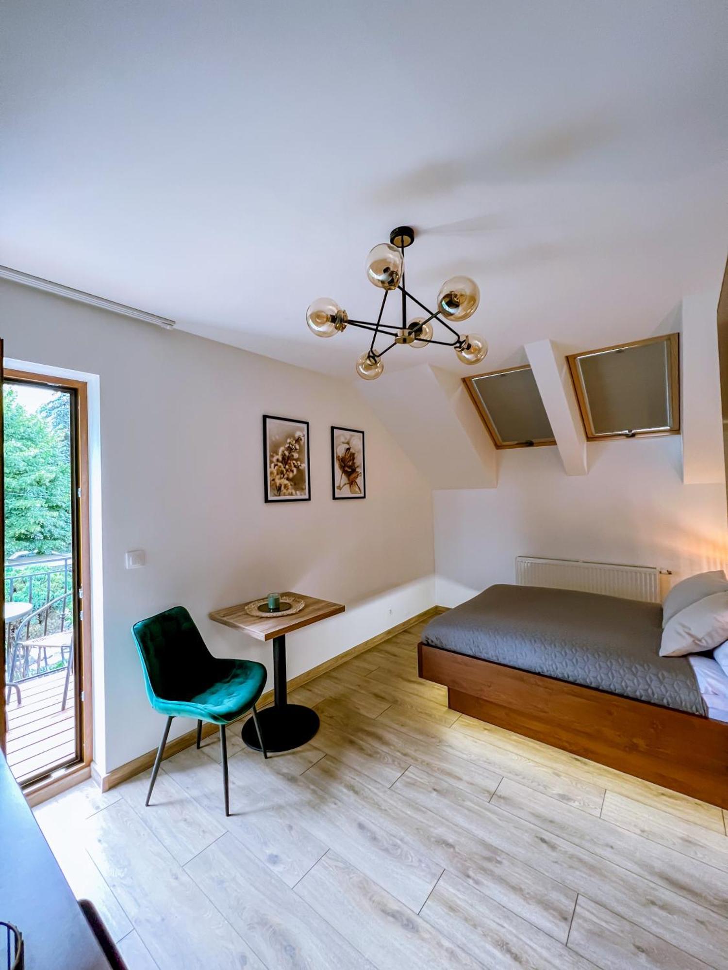 Domek Pod Katalpami Glowno Δωμάτιο φωτογραφία